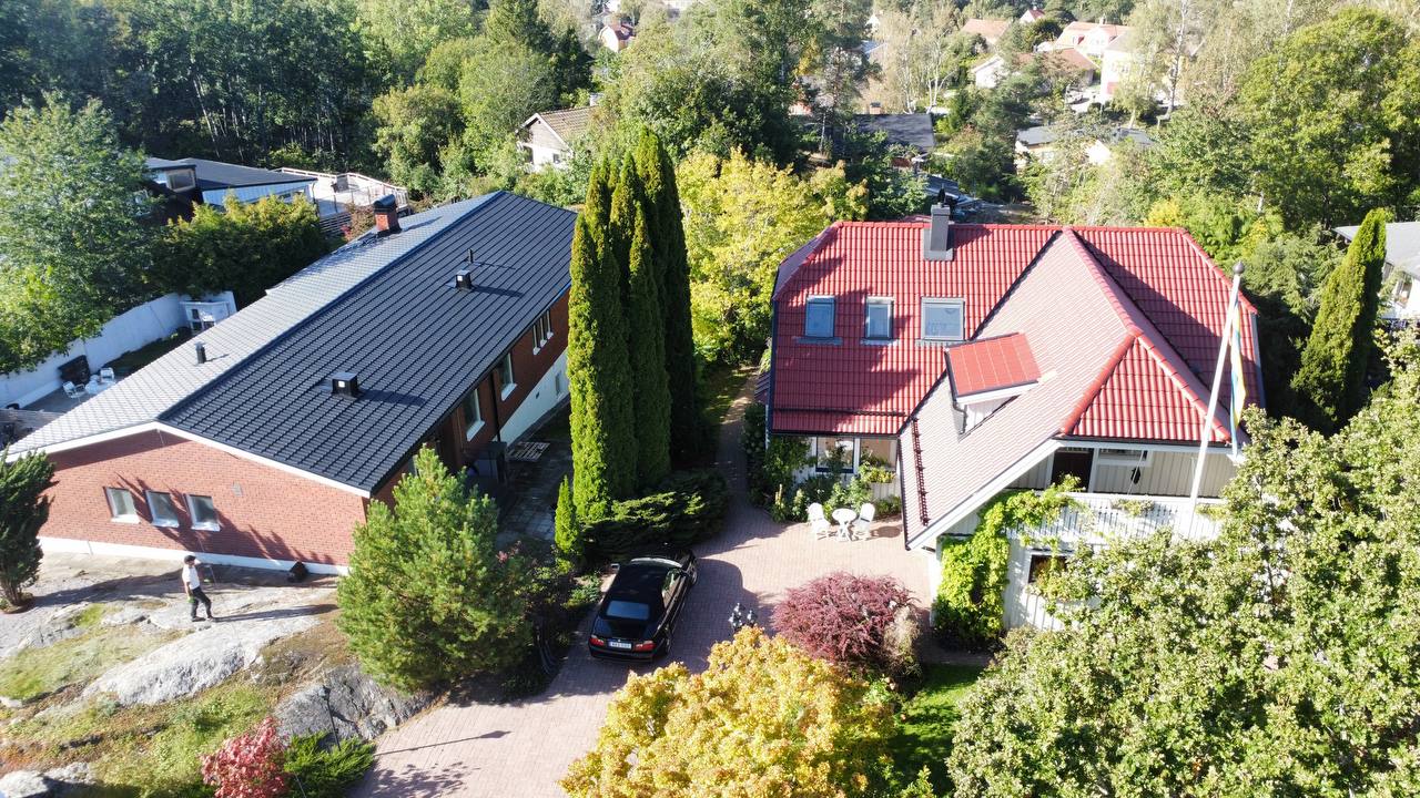 Plåttak Villa, Enebyberg